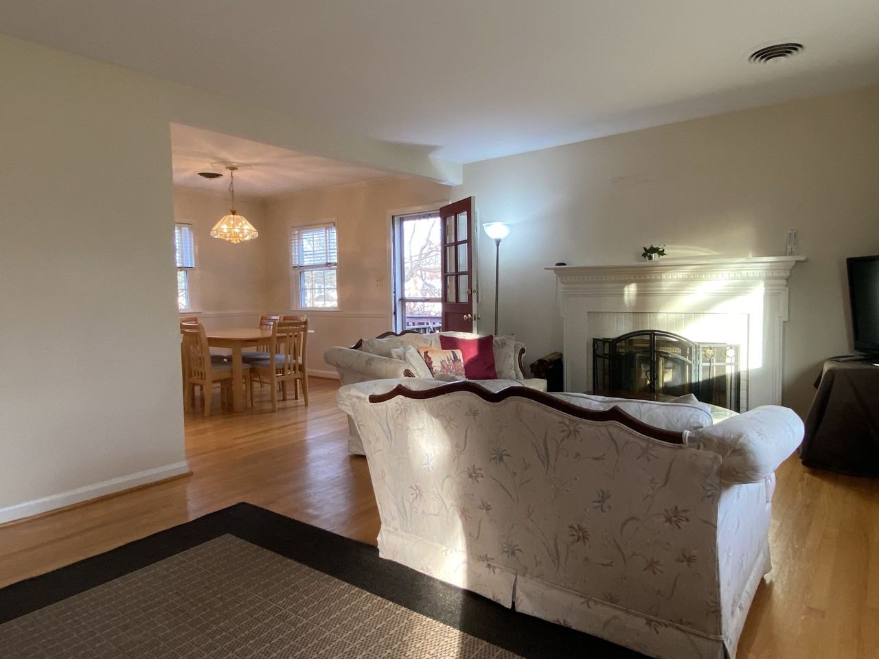 1012 Broadmont Ter #NA - Photo 7 of 37