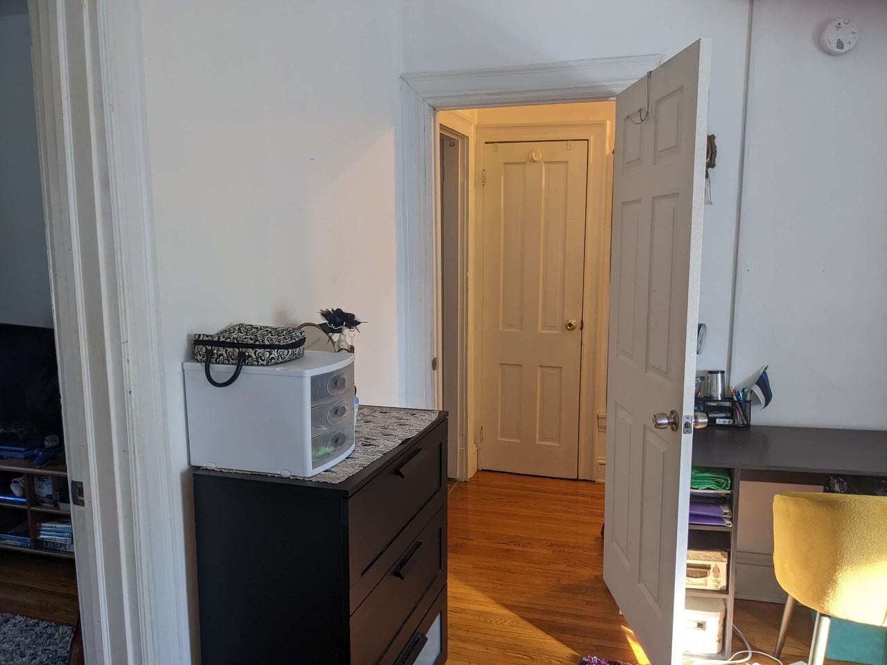 812 Ferry St #3 - Photo 4 of 20