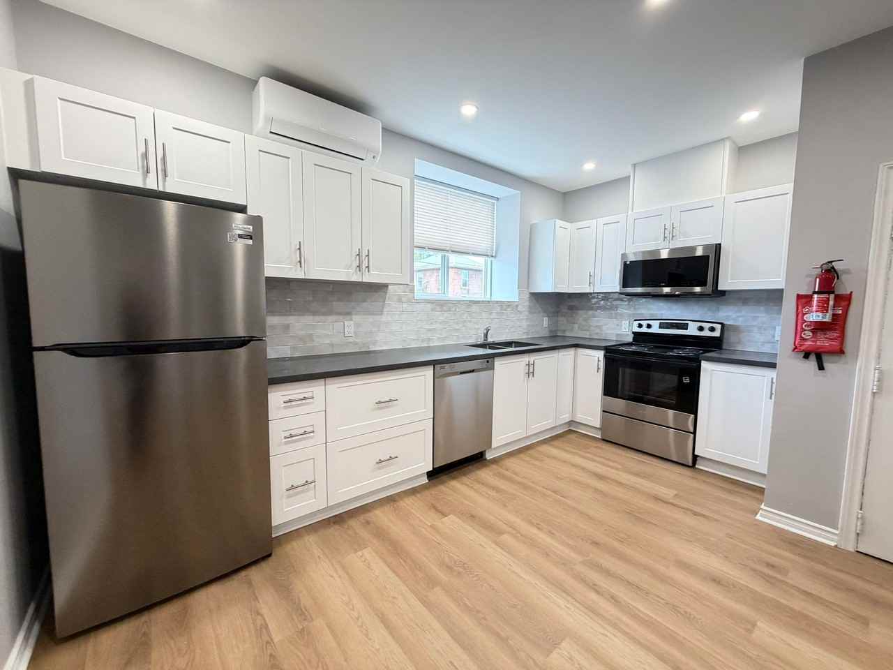 818 King Street #2, Port Colborne, ON L3K 3S8 - 1 Bedroom Apartment for ...