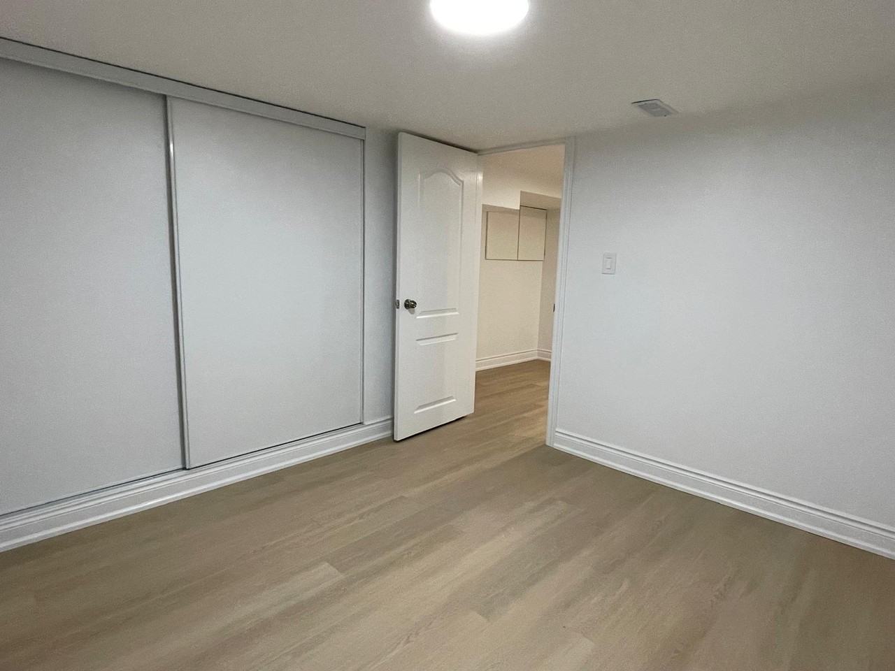 24 Norton Avenue #B - Photo 7 of 13