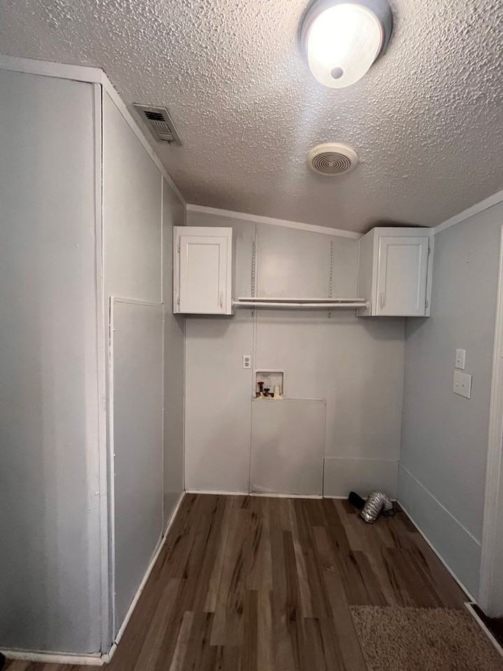 5433 Setter Dr - Photo 5 of 15