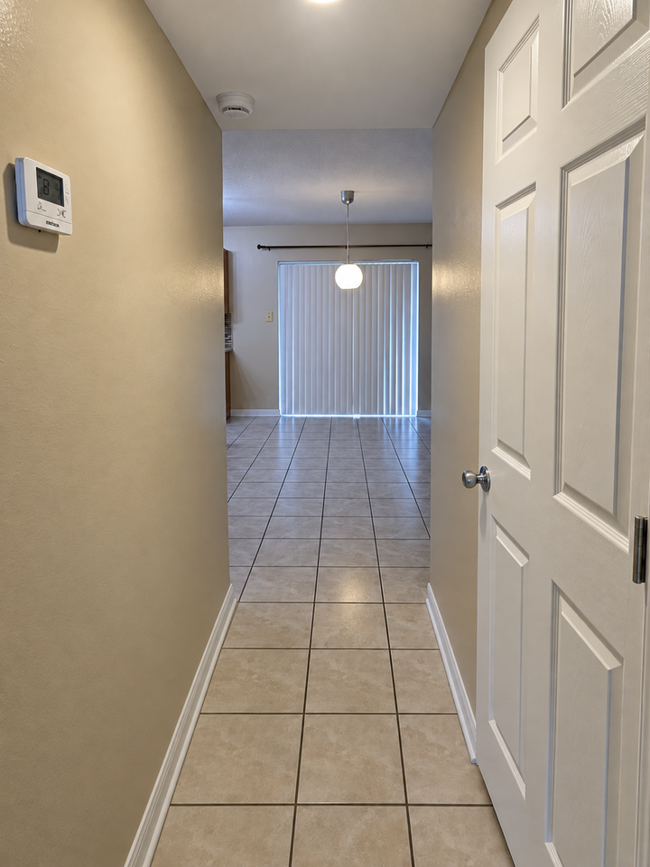 410 Fairfield Dr - Photo 6 of 26