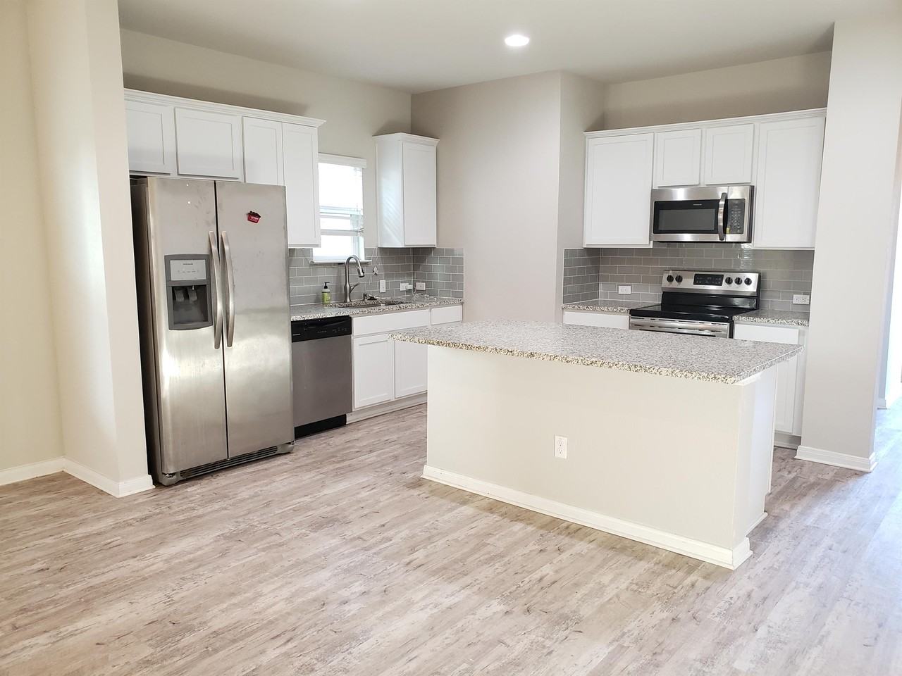 613 Donegal Ln #1 - Photo 2 of 10