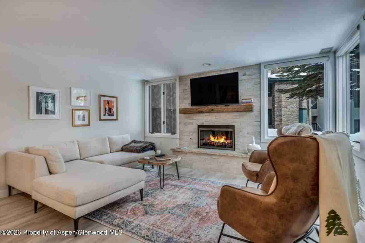 135 Carriage Way #30