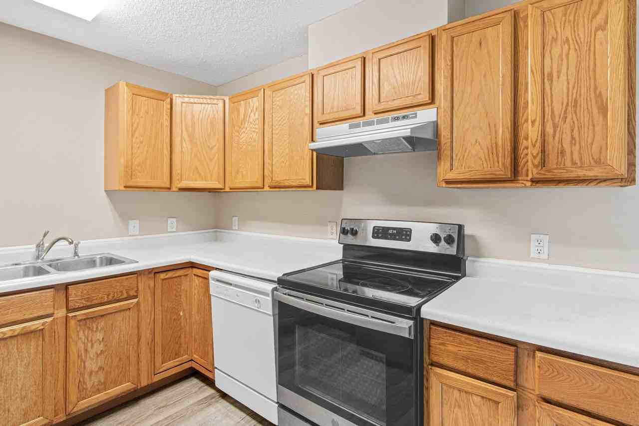 6262 7th St N #0 - Photo 7 of 27