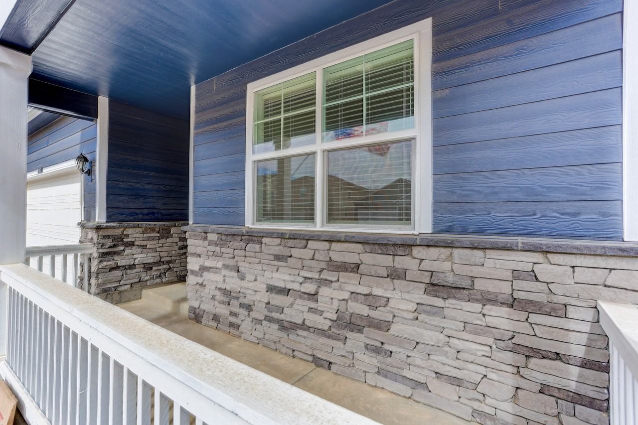 826 Elias Tarn Dr #1 - Photo 5 of 39