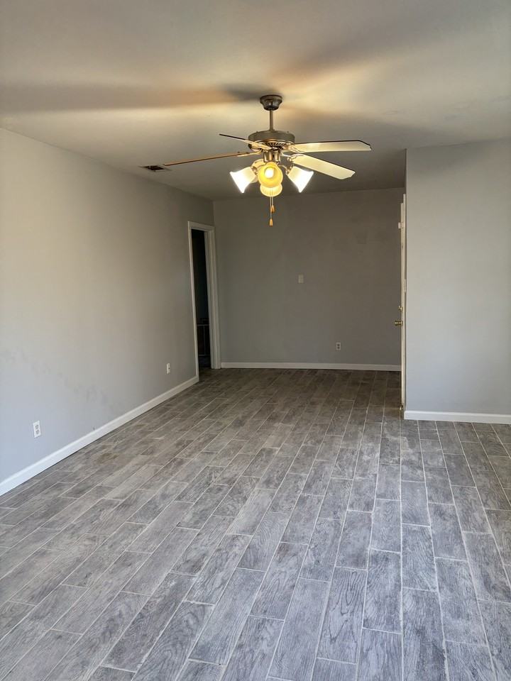 706 Wilson Ave #1 - Photo 2 of 10