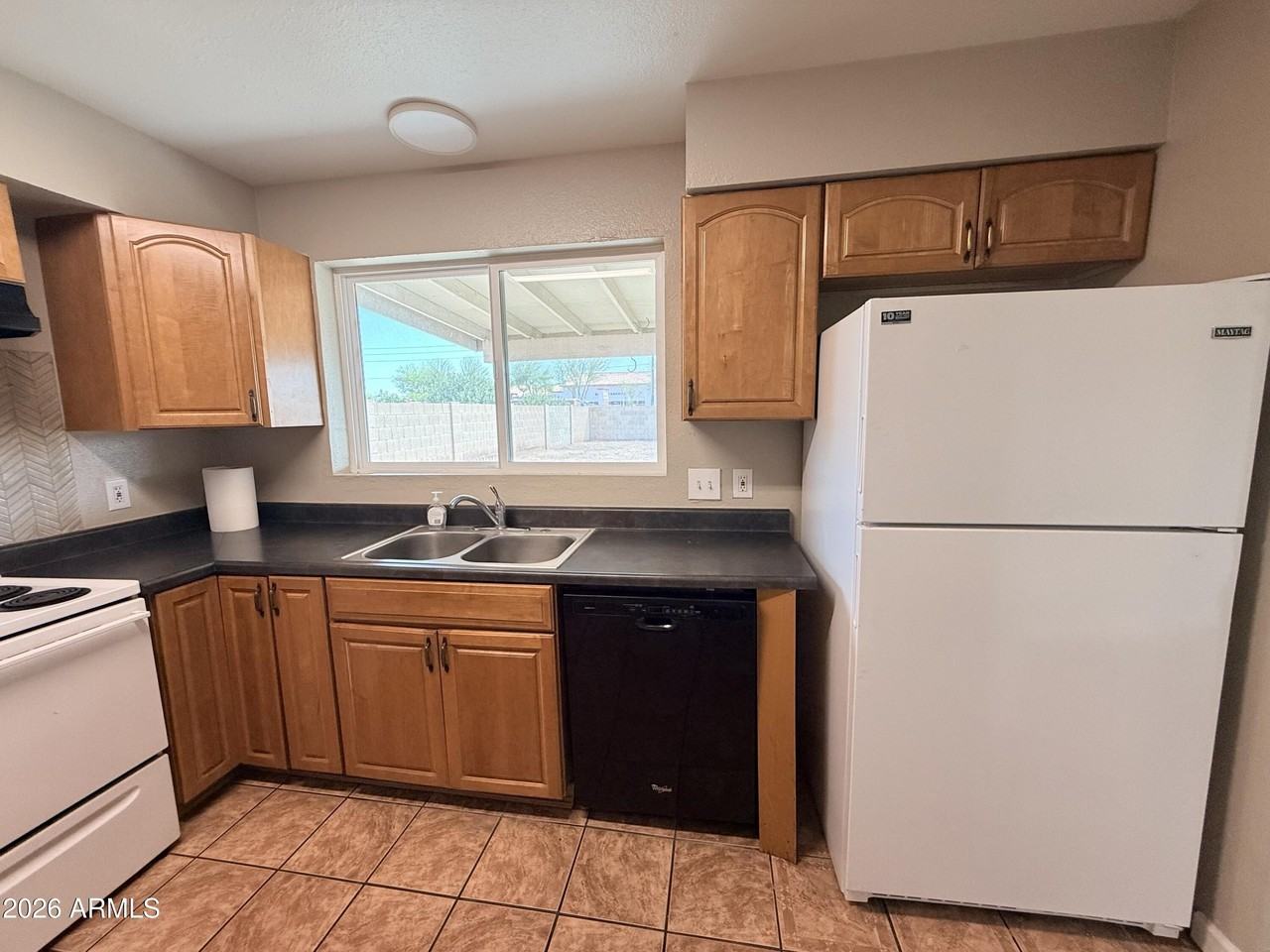 2913 W Woodridge Dr - Photo 5 of 25