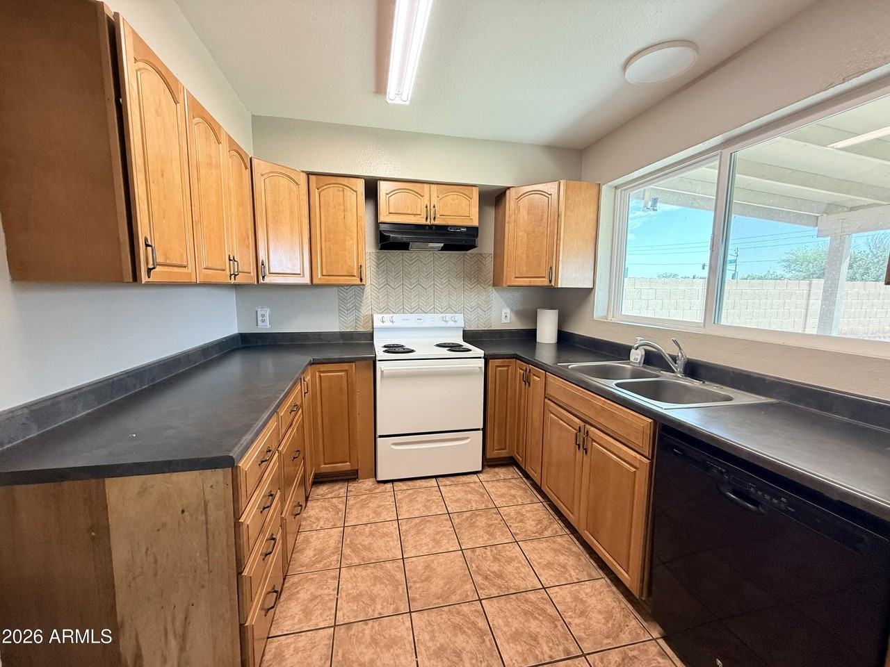 2913 W Woodridge Dr - Photo 6 of 25