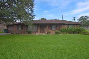 featured image of 3710 Perth Pl