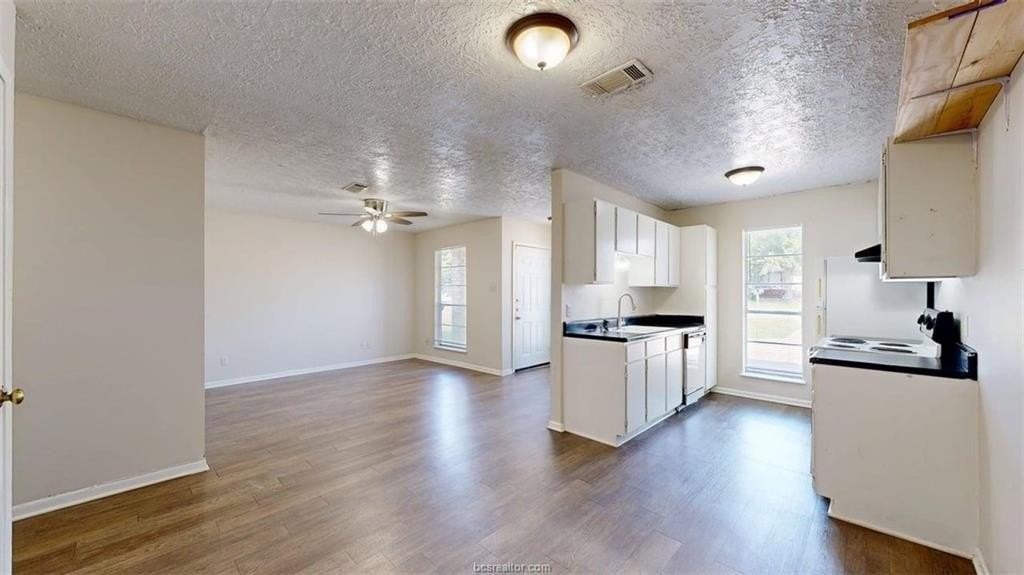 2508 Long Dr #A - Photo 4 of 16