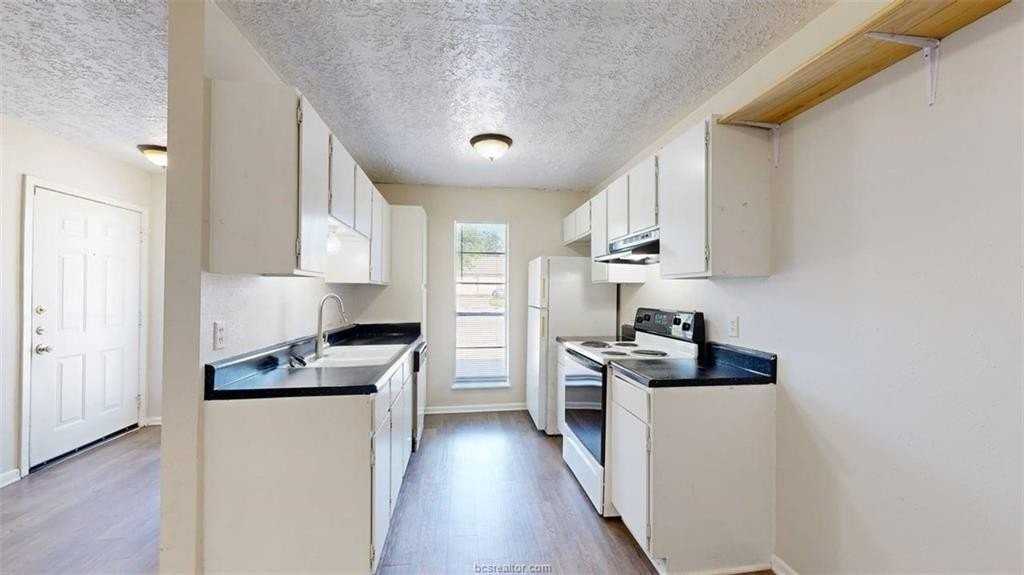 2508 Long Dr #A - Photo 5 of 16