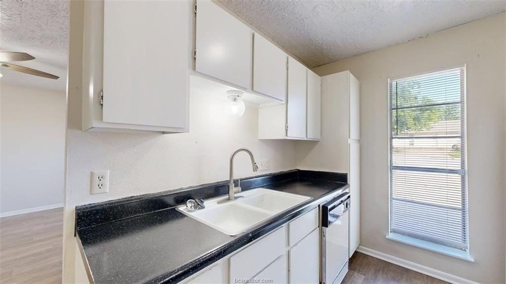 2508 Long Dr #A - Photo 7 of 16