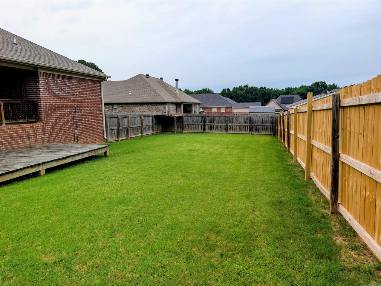 50 Rebecca Ln - Photo 4 of 16