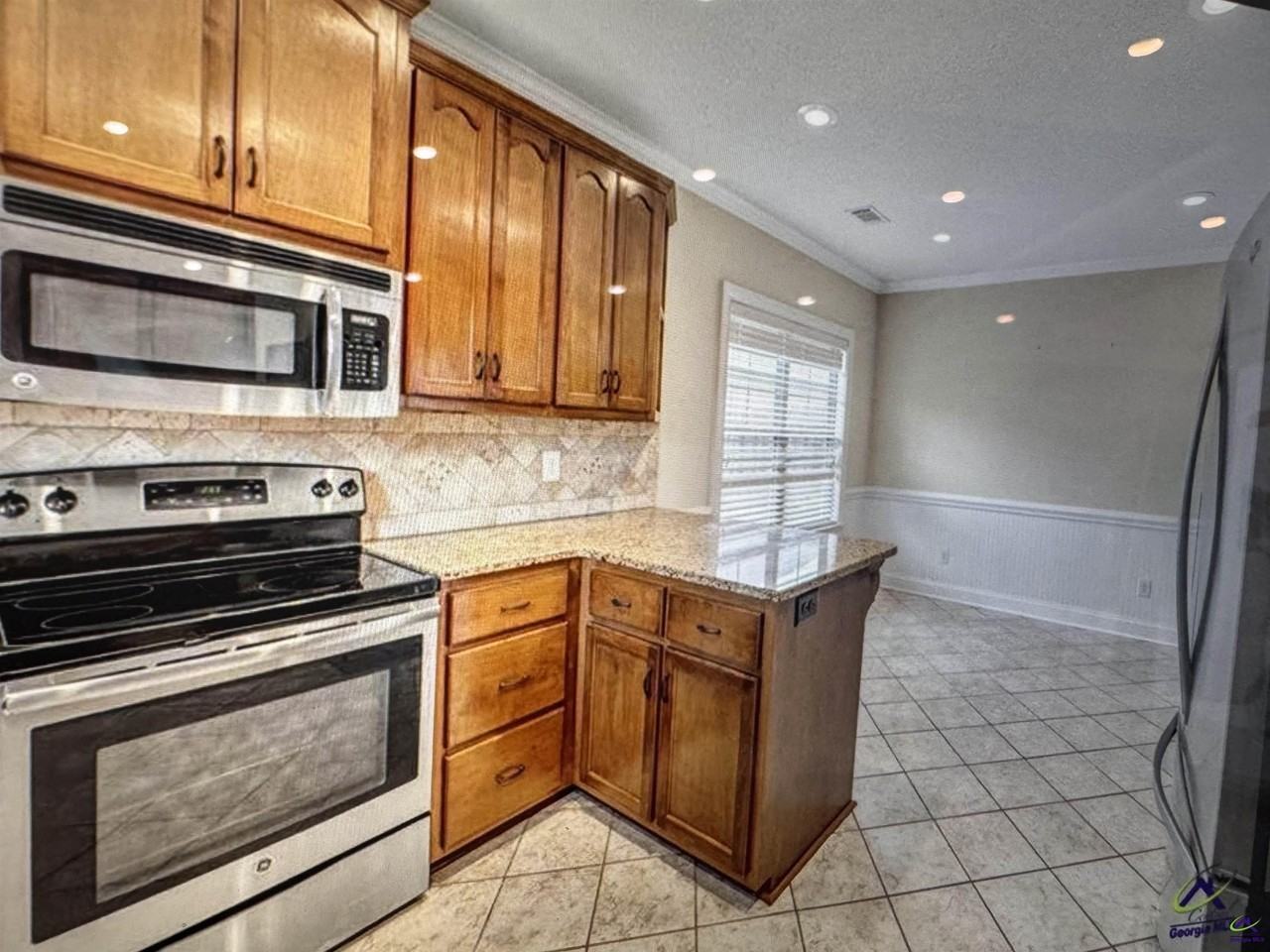 223 Edgarton Way - Photo 5 of 17