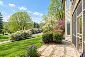 featured image of 111 Bluffview Ln