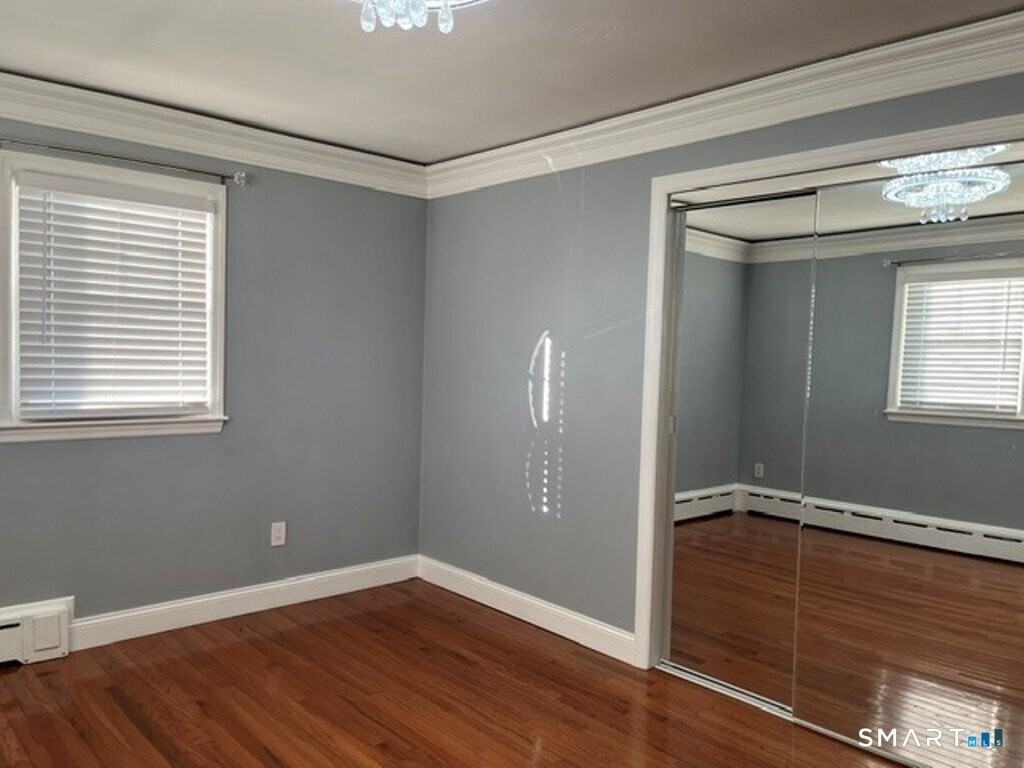 47 Hallock St - Photo 7 of 16