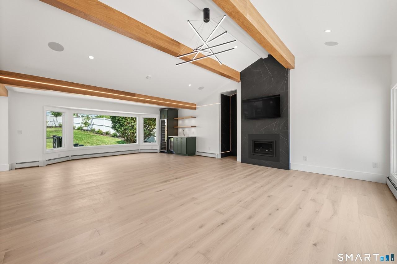 2 Drumlin Rd - Photo 6 of 40