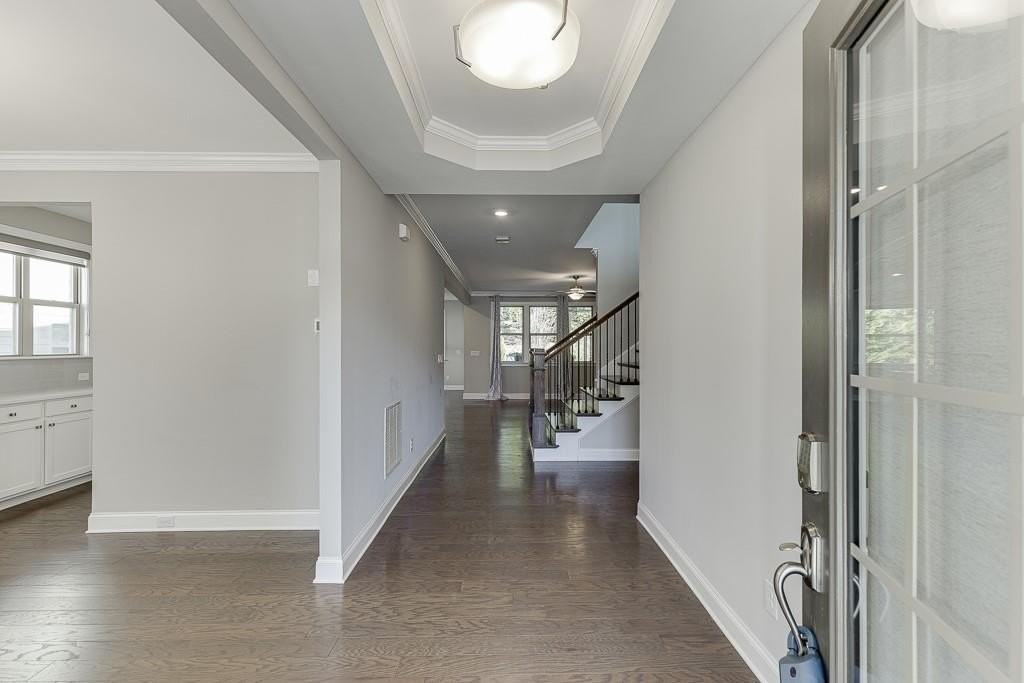 3005 Davidsonville Dr - Photo 3 of 50