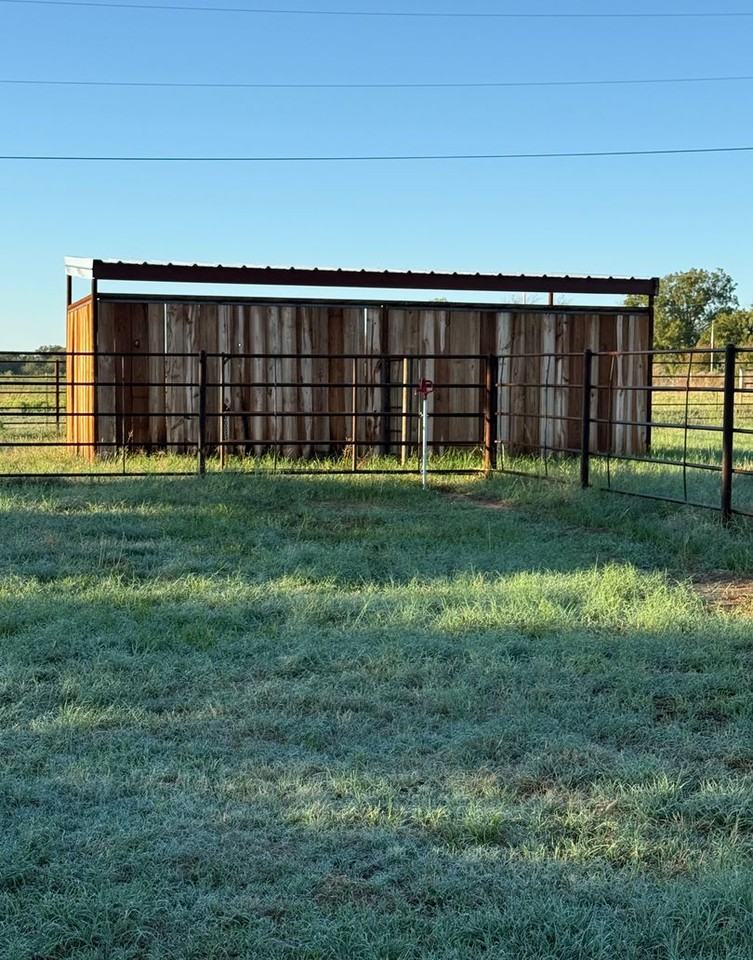 4529 Fm 1195 - Photo 5 of 10