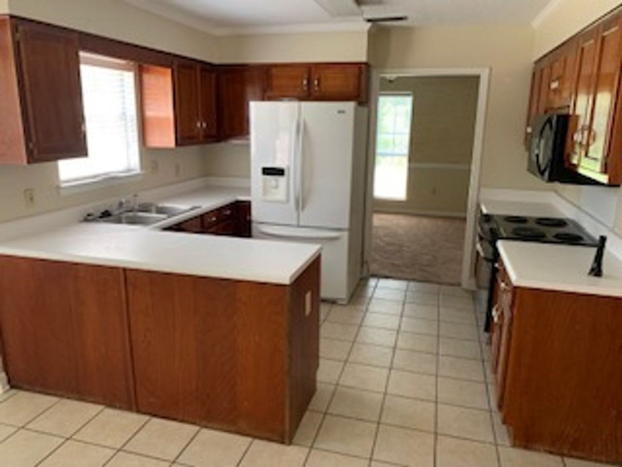 2935 Whistling Swan Ct - Photo 2 of 12