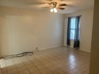 920 Scott Dr - Photo 4 of 11