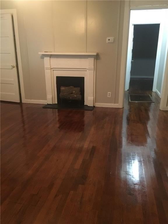 316 Court St - Photo 4 of 7