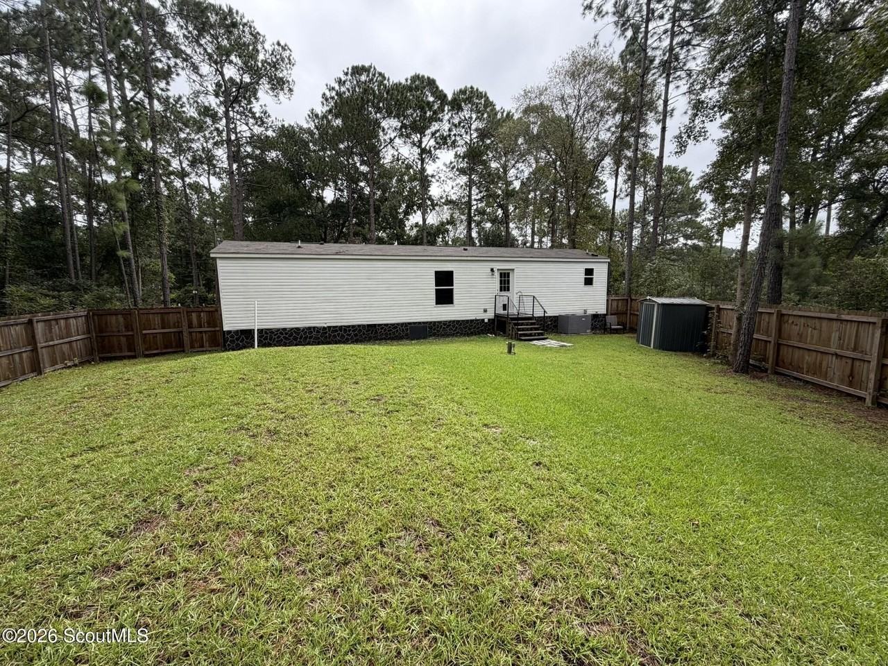 1021 Taylor Dr Se - Photo 3 of 12
