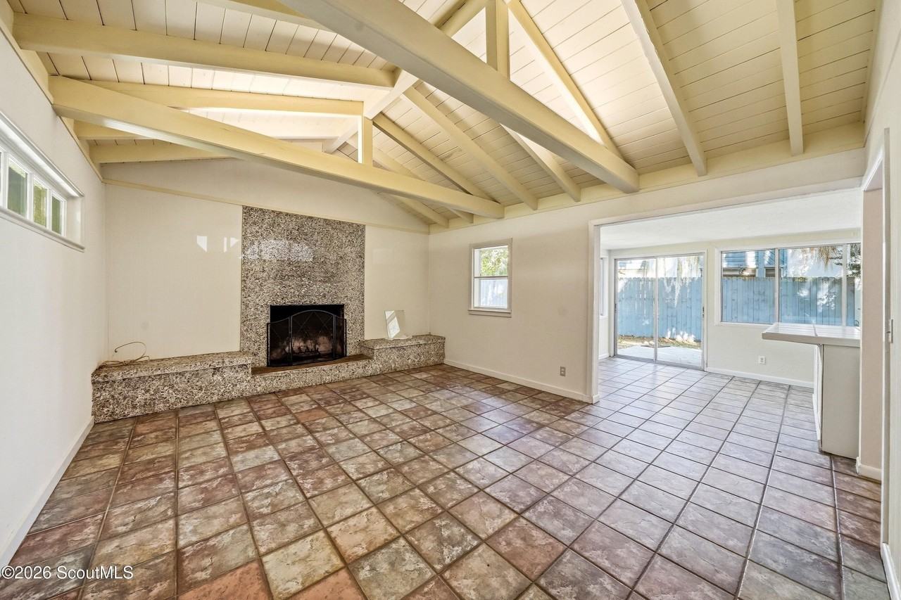 1914 2nd Ave - Photo 4 of 29