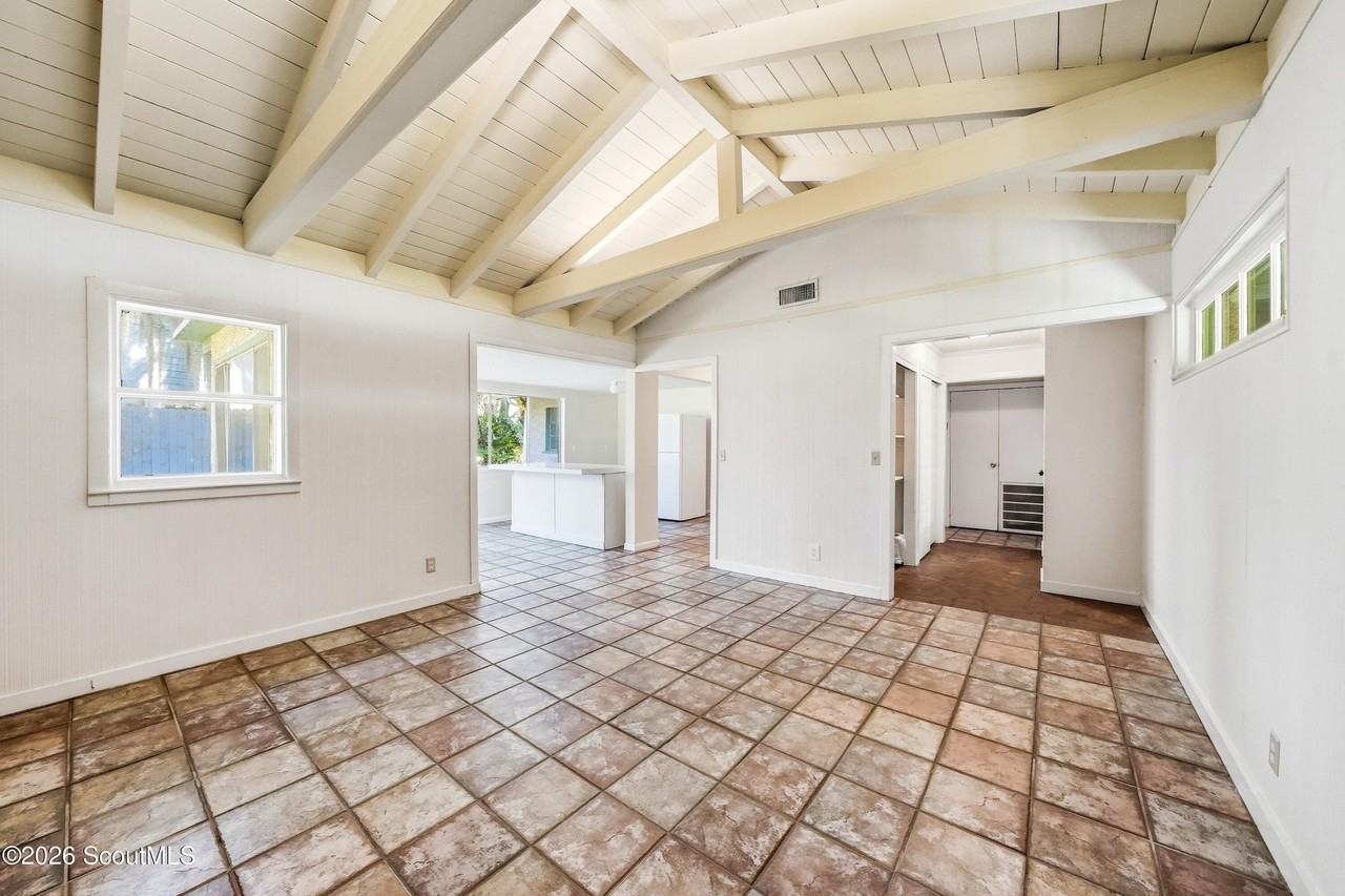 1914 2nd Ave - Photo 6 of 29