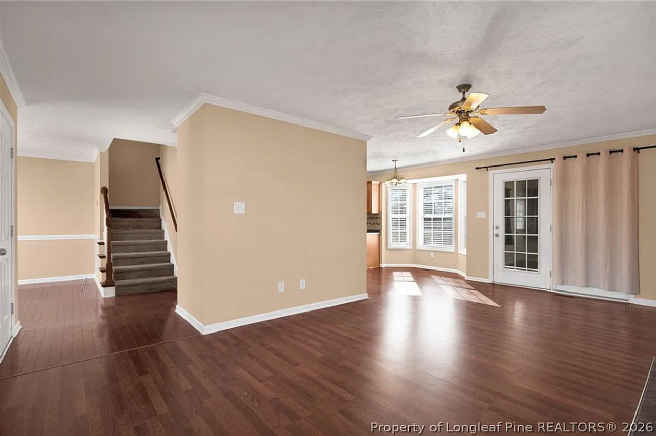 2460 Saltwood Rd - Photo 7 of 22