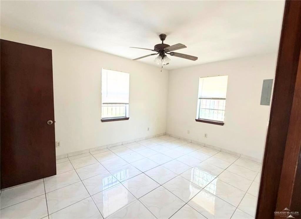 108 W La Quinta Dr - Photo 7 of 14