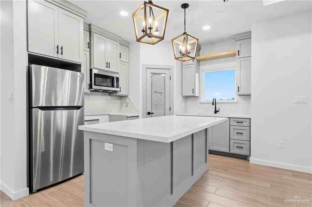 2437 Calle Moreno - Photo 6 of 17