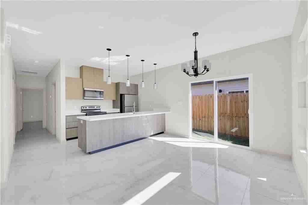 1901 W Violet Dr #3 - Photo 5 of 14