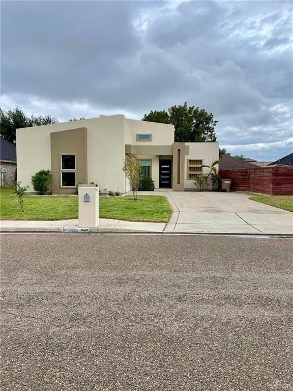 2223 Isiah St - Photo 4 of 38