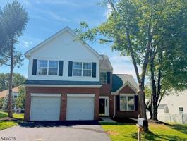 featured image of 6 Joanne Ct