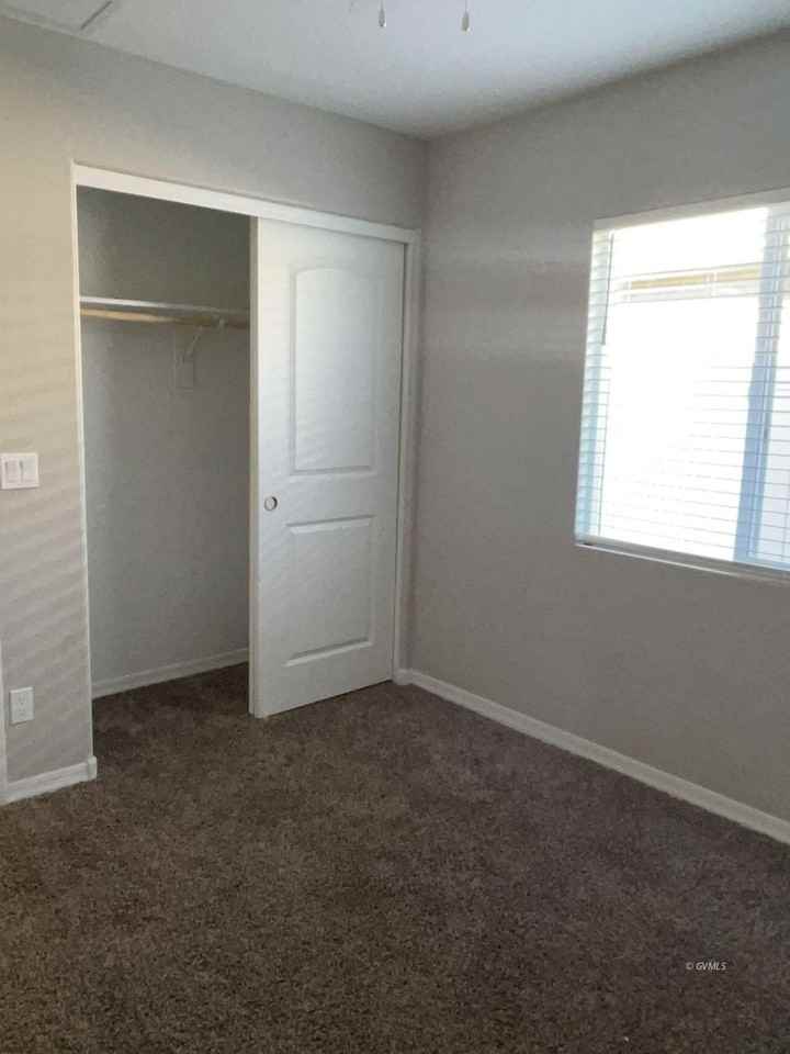 1539 E Whirlwind Way - Photo 4 of 9