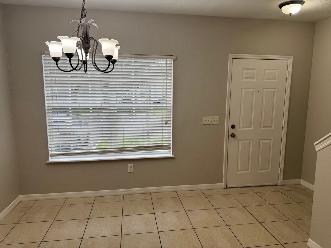 4149 Plantation Cove Dr - Photo 6 of 39