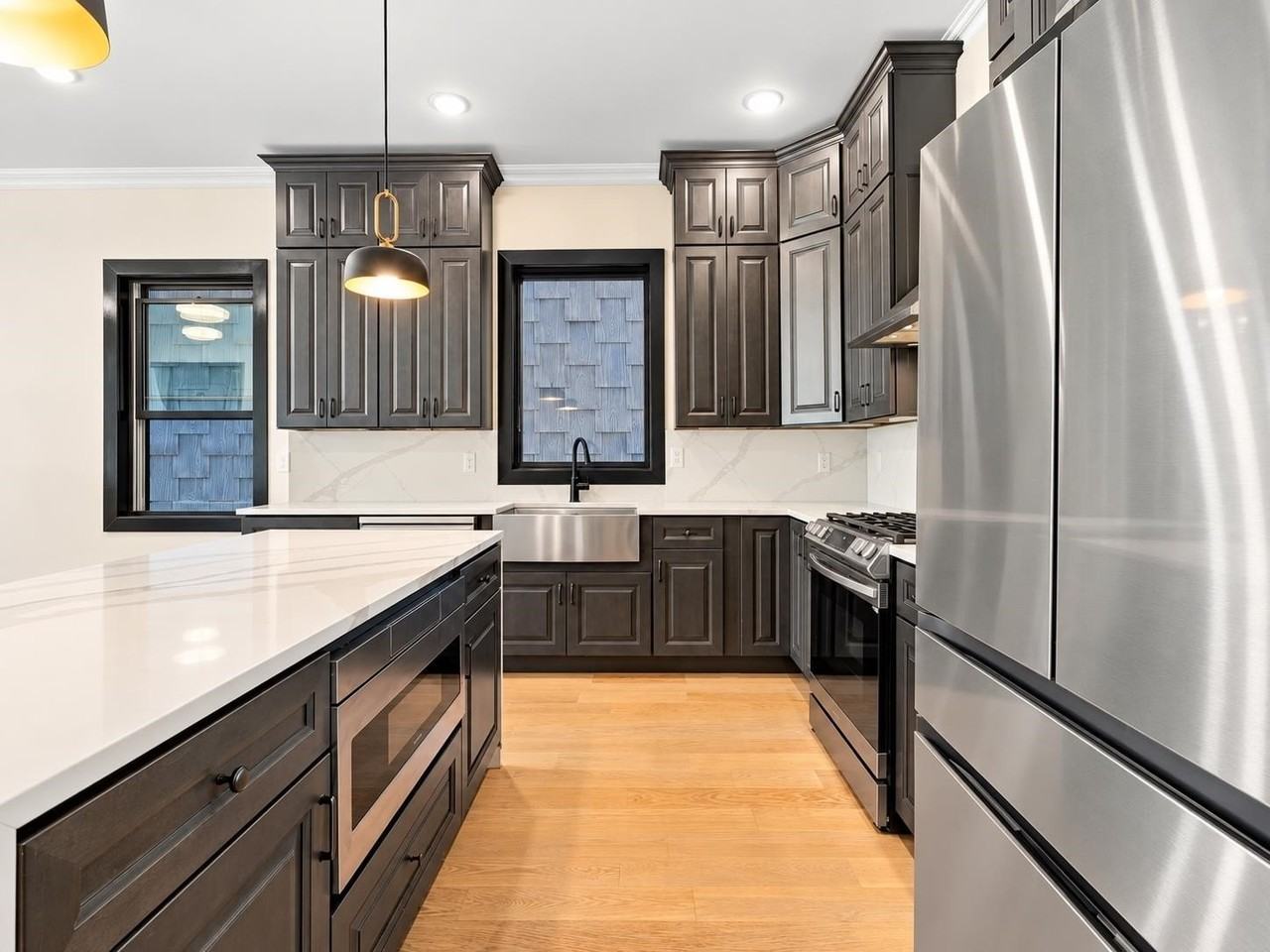 129 Poplar St #1 - Photo 2 of 32