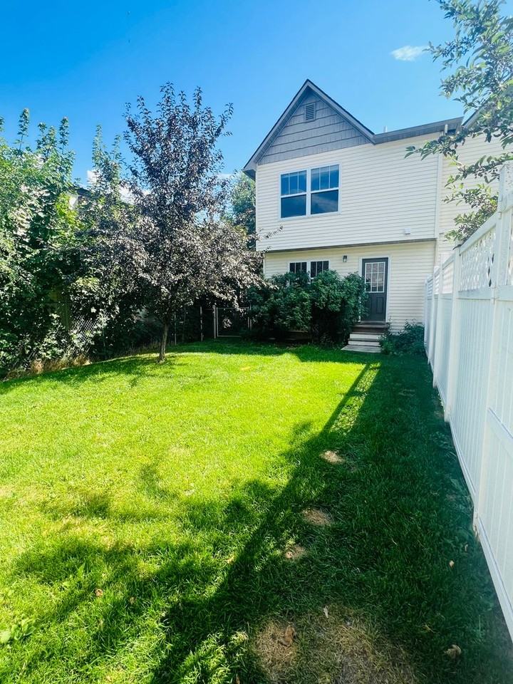 1420 Stoddard St #E - Photo 4 of 13