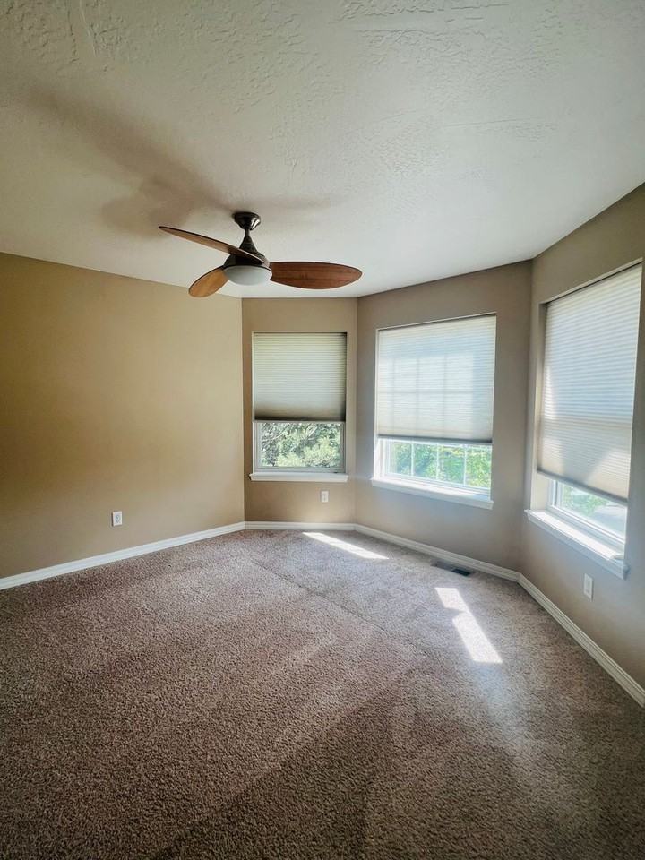 1420 Stoddard St #E - Photo 5 of 13
