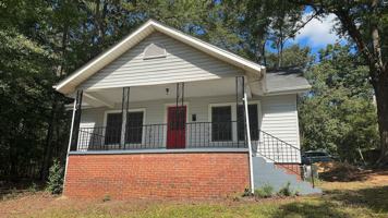 featured image of 1512 W Warren St