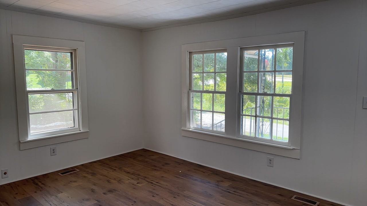1512 W Warren St - Photo 7 of 15