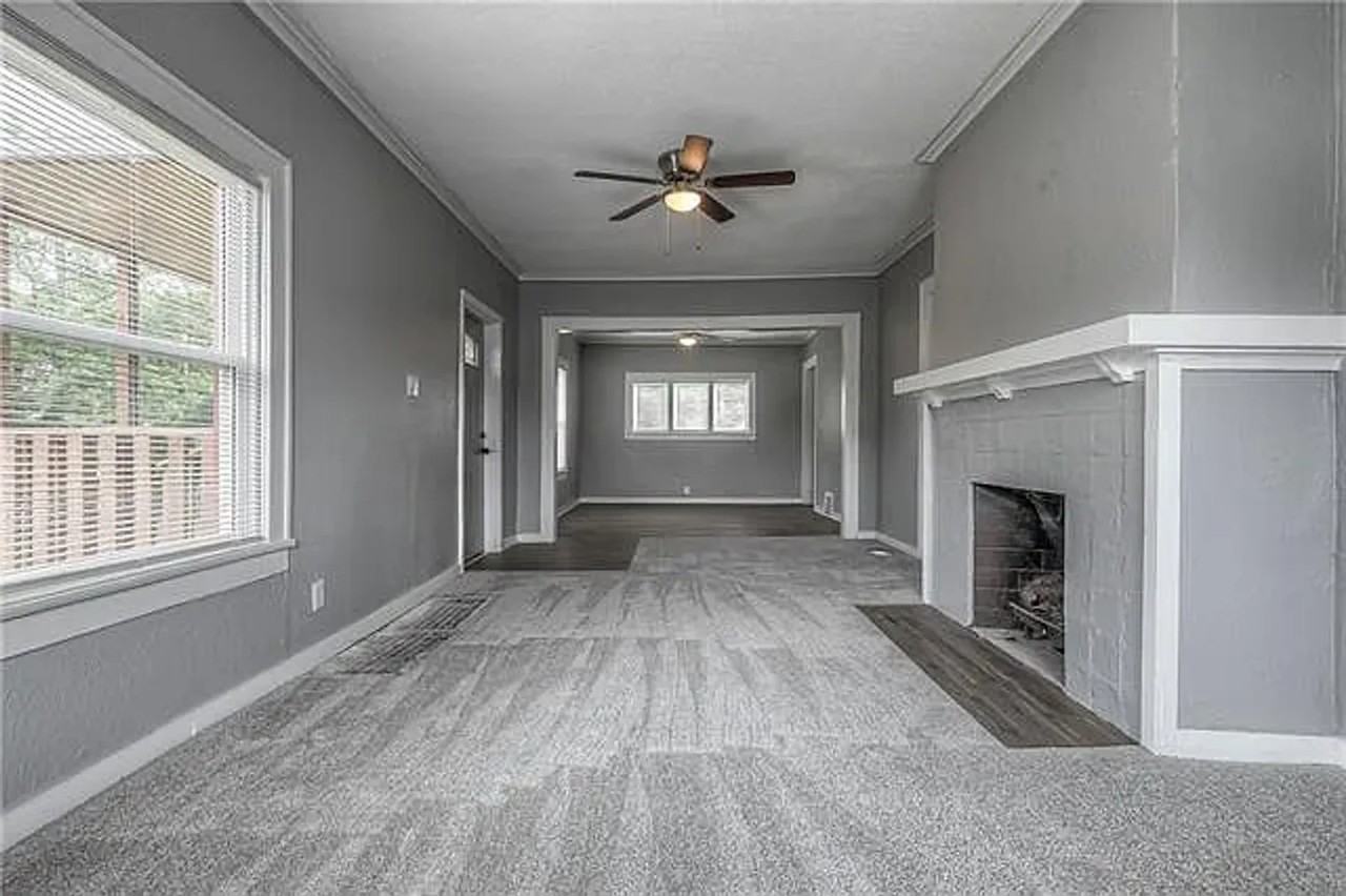 5823 Prospect Ave - Photo 5 of 18