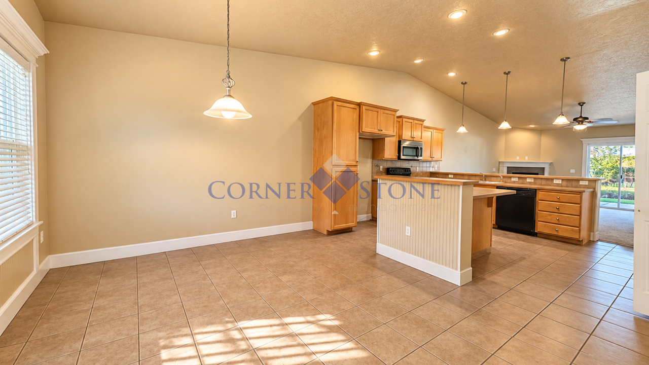 1233 N Gallant Ln - Photo 4 of 23