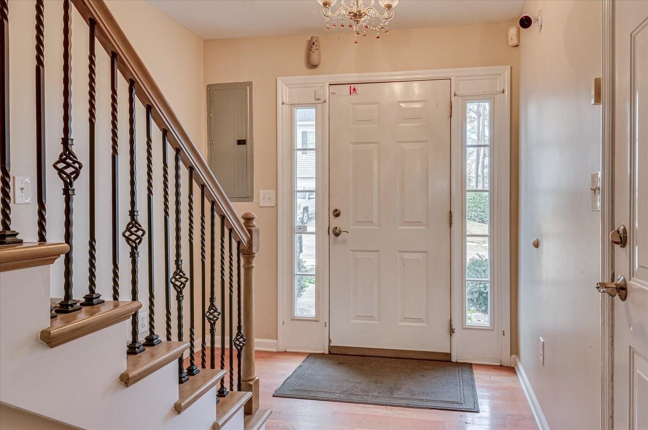 2817 Brickrun Way - Photo 5 of 38