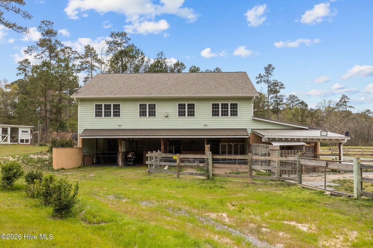 230 Causey Rd - Photo 4 of 38
