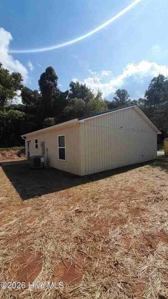 129 Aquone Rd - Photo 2 of 8