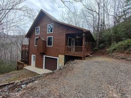 featured image of 165 Nellie Cir