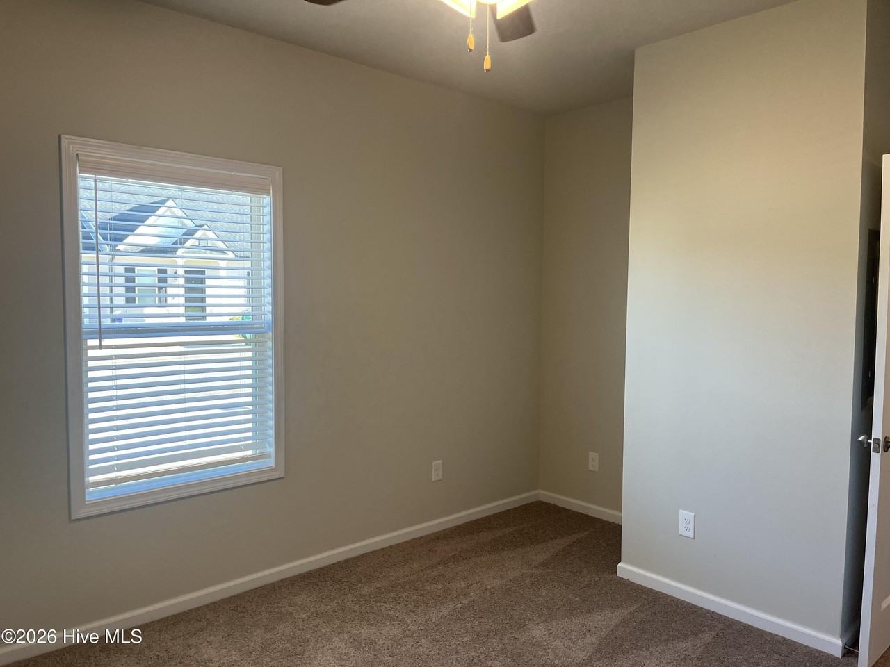 5067 Samuel Rd - Photo 7 of 16